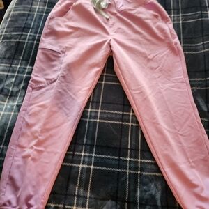 Women's Scrub Cargo Pants Worn Once